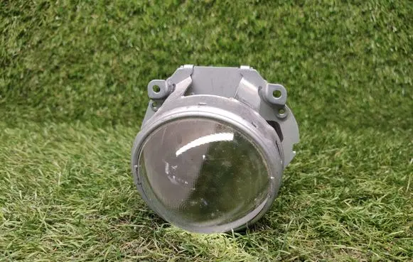 Ford Fusion II Headlight part 90008761 71A30020087