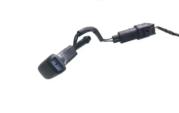 BMW 1 E81 E87 Windshield washer spray nozzle 7110851 61667110851