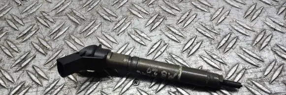Mercedes-Benz E W210 Fuel injector 6460701187