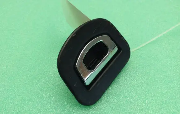 Maserati Levante Tie down hook / loop 