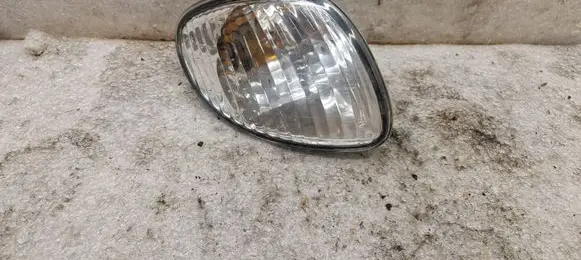 Toyota Corolla E110 Front indicator light 185631B PY21W
