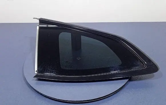 Mercedes-Benz 508 Rear side window 