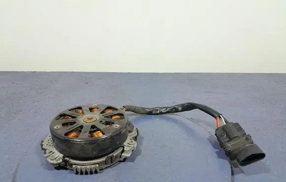 BMW X7 G07 Electric radiator cooling fan 8686172