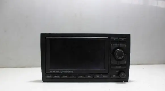 Audi A4 S4 B7 8E 8H Radio/GPS head unit trim 