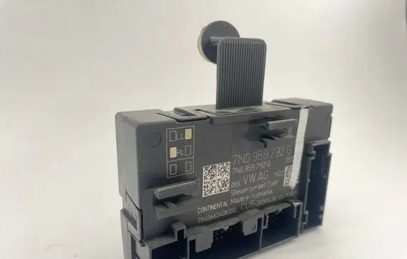 Seat Alhambra (Mk2) Door control unit/module 7N0959792G