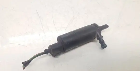 Skoda Octavia Mk2 (1Z) Headlight washer pump 3B7955681