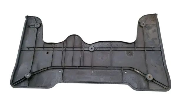 Rear underbody cover/under tray