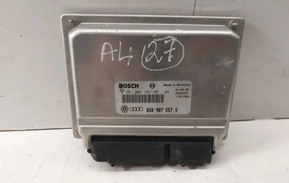 Audi A4 S4 B5 8D Engine control unit/module 0261204182 8D0907557S 17450502
