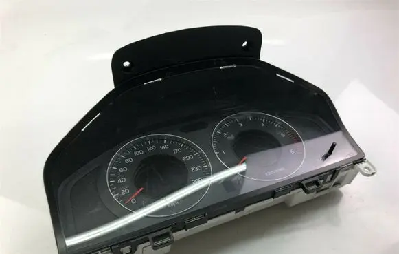 Volvo V70 Speedometer (instrument cluster) 31254535AA F1934