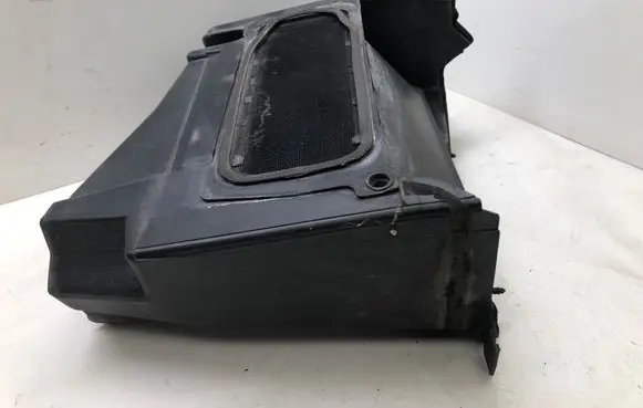 Chrysler 300 - 300C Air intake duct part 64577 3406