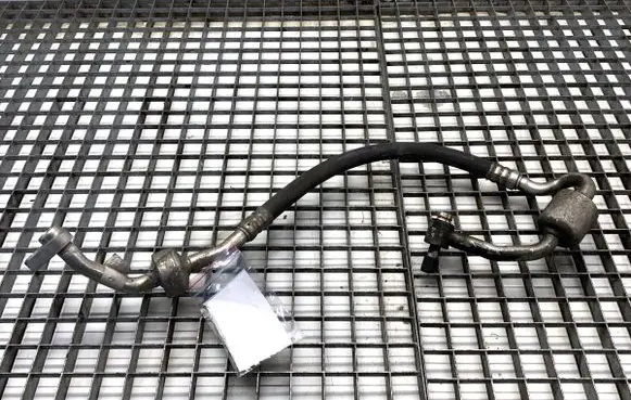 Ford Kuga II Air conditioning (A/C) pipe/hose 