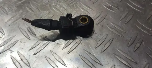 Volvo 850 Detonation knock sensor 0261231046
