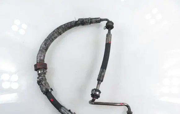 Mercedes-Benz S W220 Power steering hose/pipe/line 2204665381