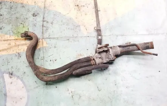 Mazda Xedos 9 Engine coolant pipe/hose