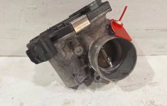 Opel Adam Throttle body valve 55562270