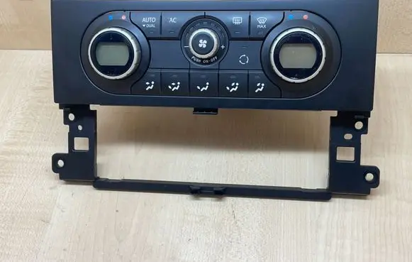 Renault Koleos I Interior fan control switch 27500JY58C T1007470M