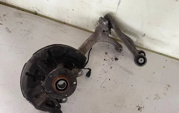 Audi A4 S4 B7 8E 8H Front wheel hub spindle knuckle 8E0407241D