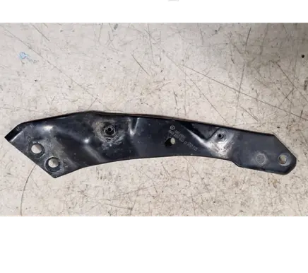 Radiator support slam panel bracket