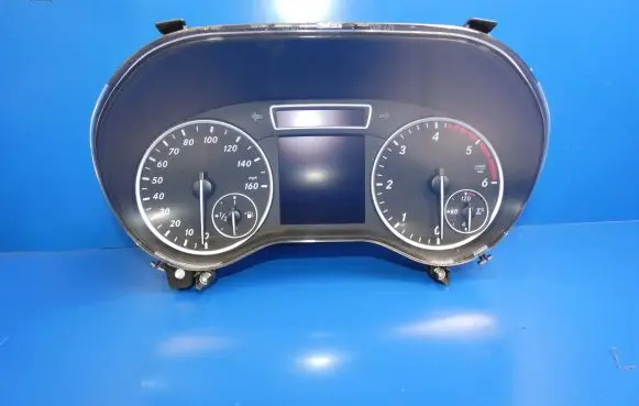 Mercedes-Benz B W246 W242 Speedometer (instrument cluster) A2469002107 0263681342 A2469019100