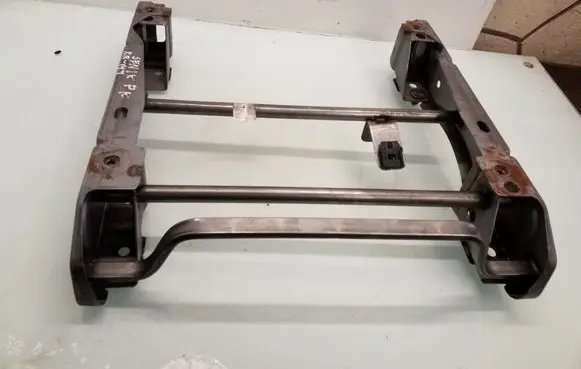 Renault Scenic II - Grand scenic II Driver seat console base 