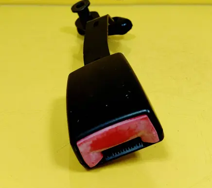Seat Arosa Front seatbelt buckle