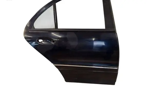 Mercedes-Benz C AMG W203 Rear door