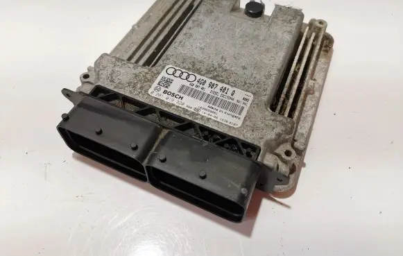 Audi A6 C7 Engine control unit/module 4G0907401Q