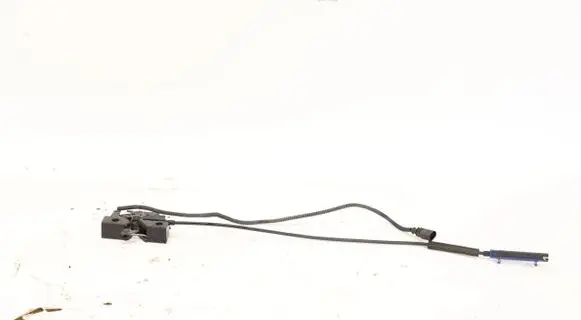 Seat Ateca Engine bonnet/hood lock/catch 575823509