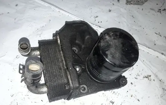 Ford Mondeo MK IV Oil filter mounting bracket 4M5Q6714DA