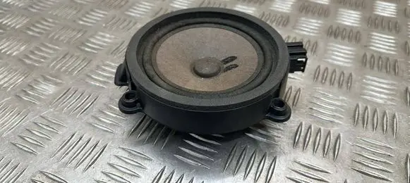Mercedes-Benz Sprinter W906 Front door speaker A9068270060