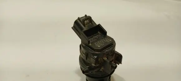 Toyota RAV 4 (XA30) Windscreen/windshield washer pump 8533071010