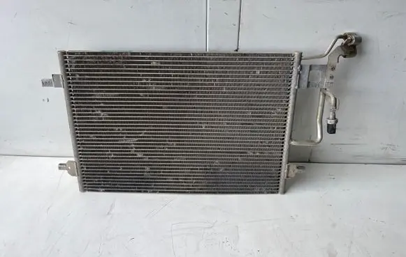 Volkswagen PASSAT B5.5 A/C cooling radiator (condenser) 3B0260401A