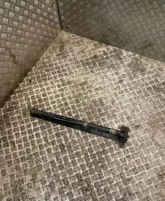 BMW X5 E53 Middle center prop shaft 7524371