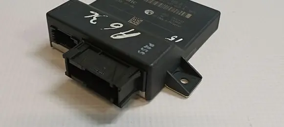 Audi A6 S6 C6 4F Gateway control module 4F0907468D
