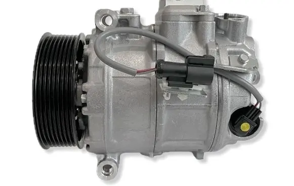 Land Rover Range Rover Sport L320 Air conditioning (A/C) compressor (pump) JPB500201 4471907233 7H3219D623AC