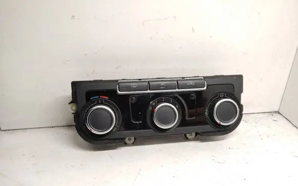 Volkswagen PASSAT B7 Climate control unit 7N0907426AM 5HB00975170