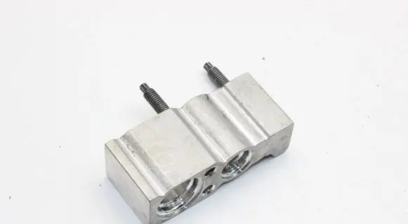 Opel Mokka B Air conditioning (A/C) expansion valve KG025001