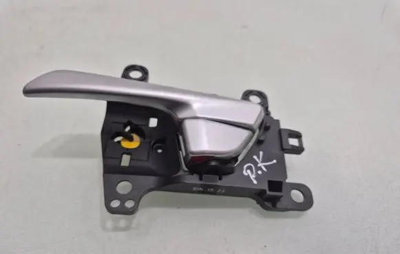 Hyundai Tucson TL Front door interior handle