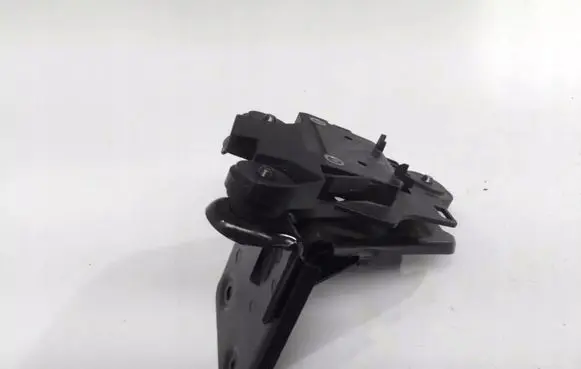 Audi Q2 - ABS pump bracket 5Q2614235E