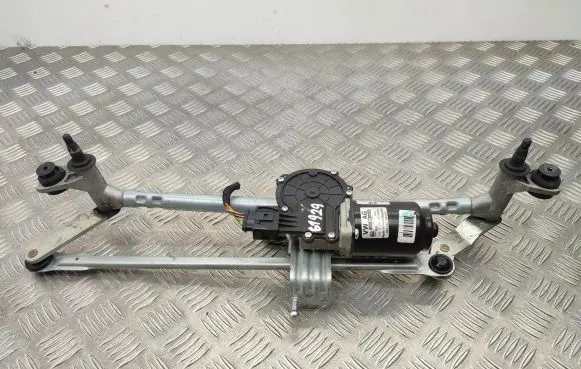 Volkswagen Taigo Front wiper linkage and motor 2G2955113B 2G2955023E