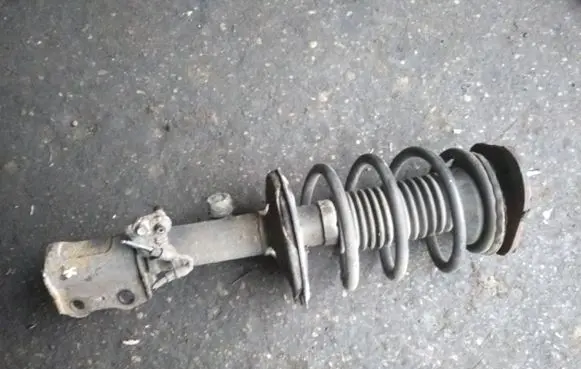 Toyota Corolla E120 E130 Front shock absorber/damper