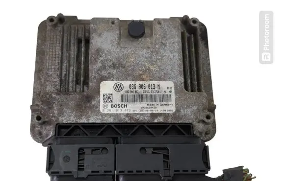 Skoda Fabia Mk2 (5J) Engine control unit/module 03G906013M 0281013442 14680099