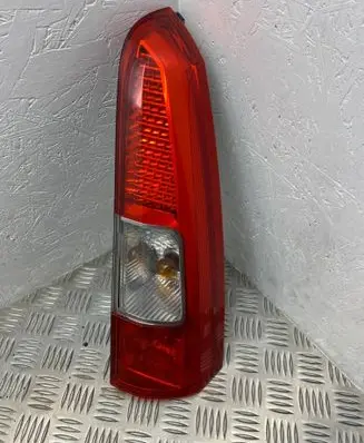 Volvo V70 Rear/tail lights 160986