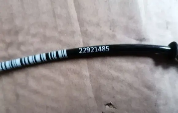Chevrolet Malibu ABS wheel speed sensor 22921485