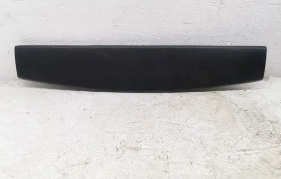Mazda 3 III Tailgate/trunk upper cover trim BHN968930