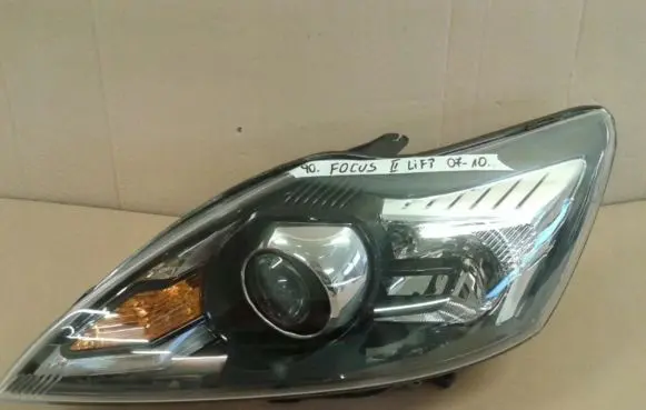 Ford Focus Headlight/headlamp
