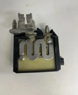 Mercedes-Benz C W205 Battery relay fuse A0009061505