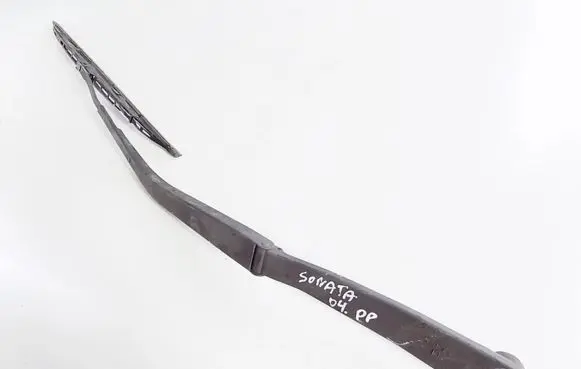 Hyundai Sonata Front wiper blade arm