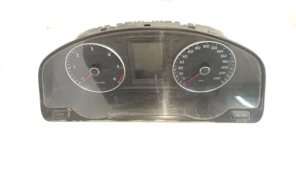 Speedometer (instrument cluster)
