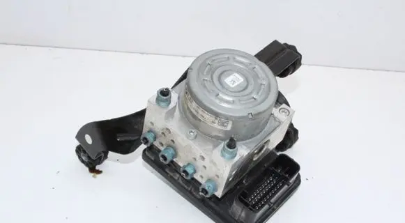 BMW M4 F82 F83 ABS Pump 7851298 8089697